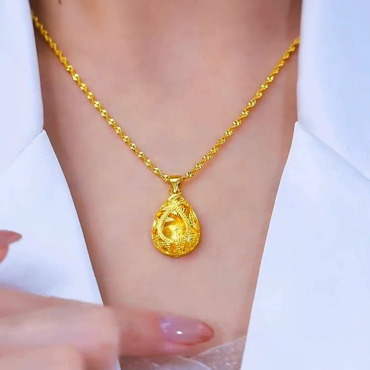 Imperial Gold Drop Necklace(24k gold plated)
