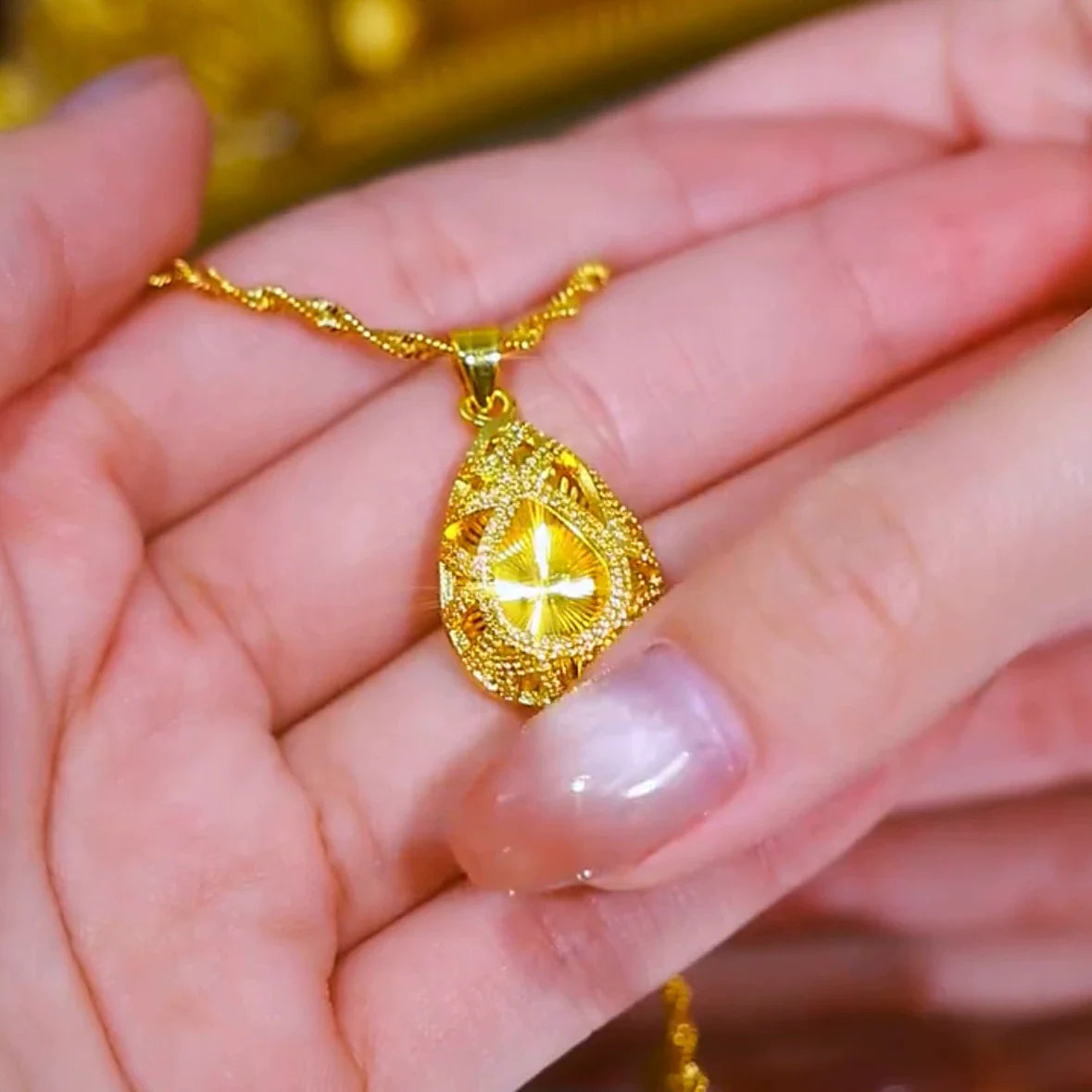 Imperial Gold Drop Necklace(24k gold plated)