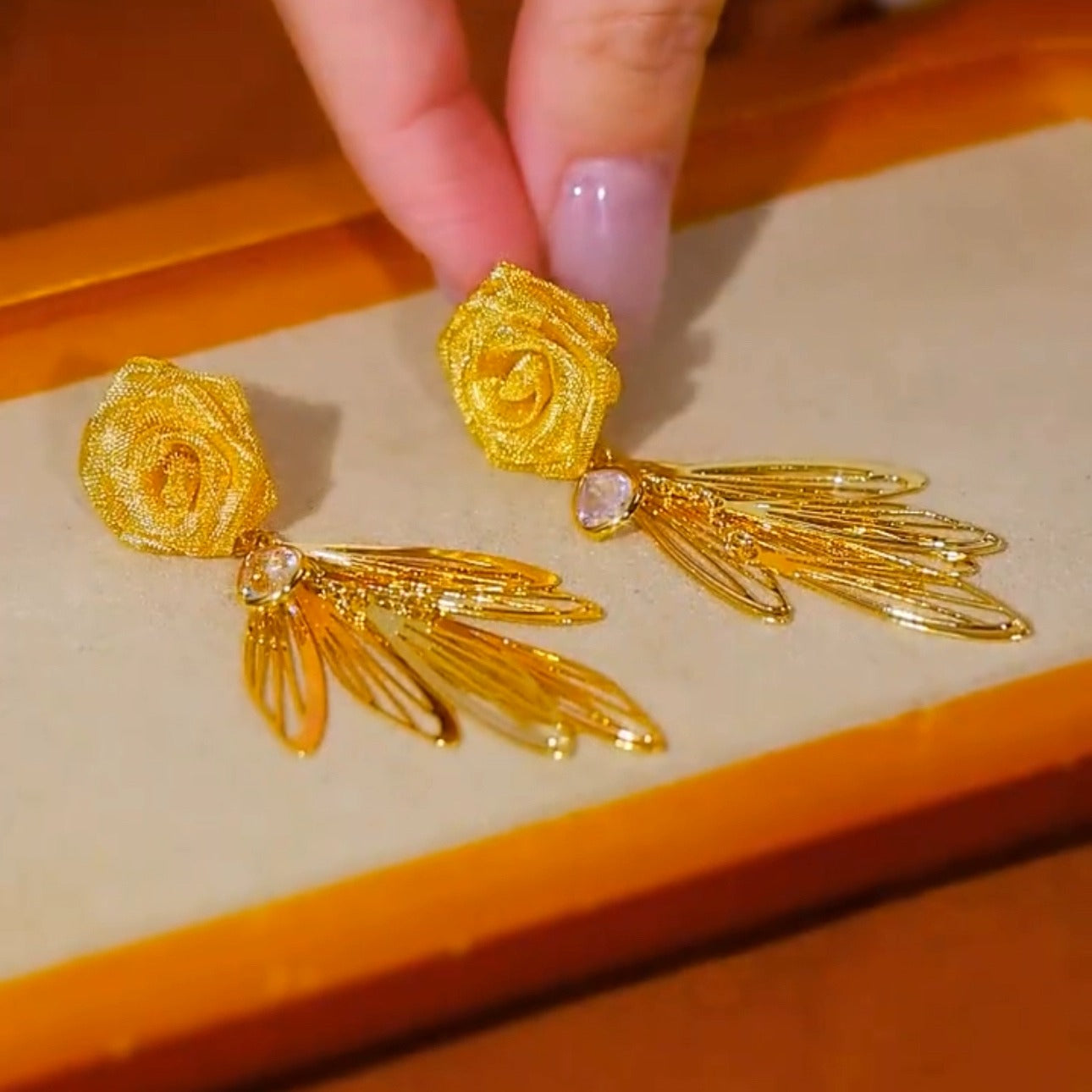 Flower tassel earrings(18k gold plated)